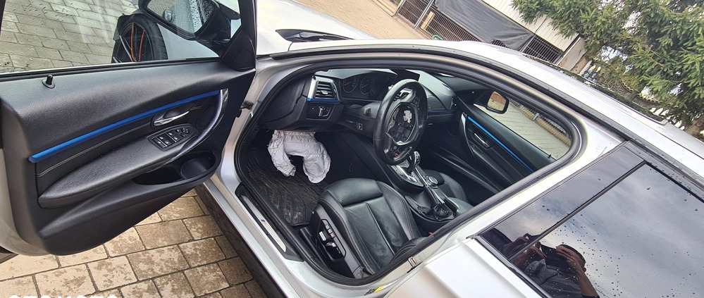 BMW Seria 3 cena 31900 przebieg: 110000, rok produkcji 2016 z Tarnogród małe 254